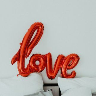 Фигура надпись Love, 104 см, красный