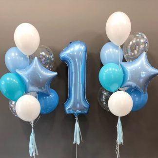 Фонтаны голубых и белых шаров Праздник