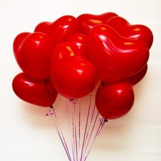 Облако из 15 красных сердец