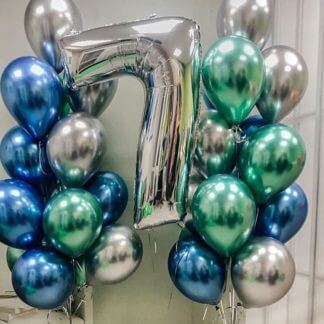 Композиция из хром-шаров с цифрой