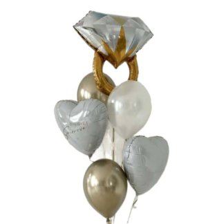 Набор шаров белые и золотые с кольцом на девичник