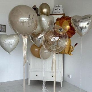 Набор шаров на выписку из роддома со львом