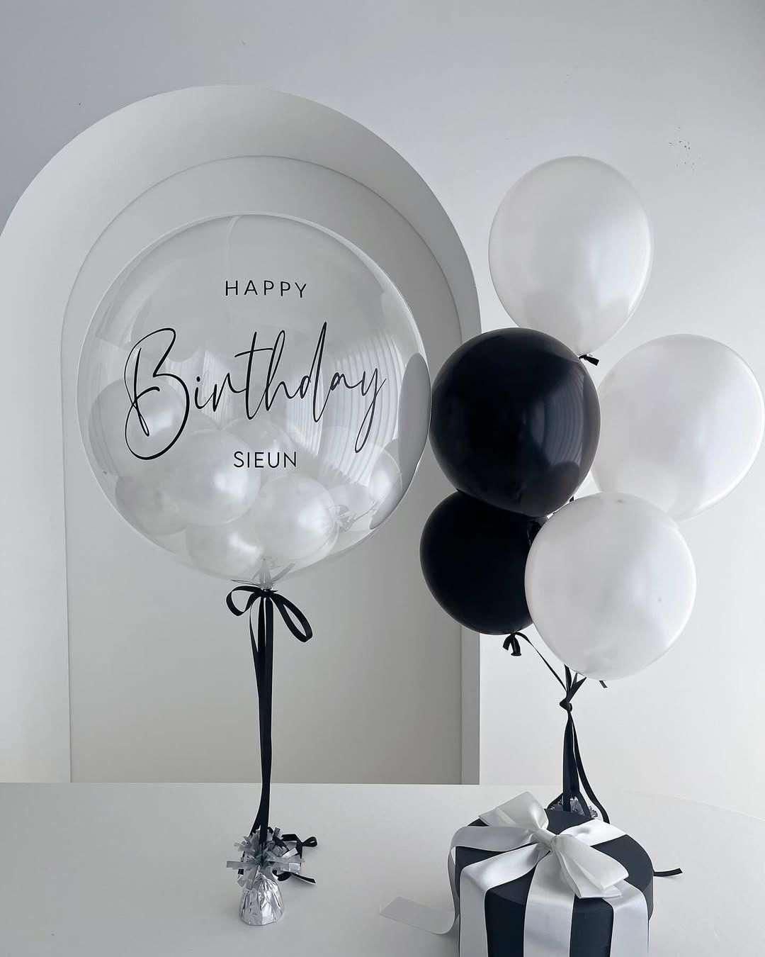 Набор шаров Happy белые чёрные шары