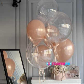 Связка воздушных шаров персиковые
