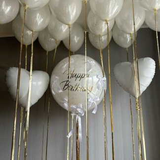 Набор шариков белые на дождике с большим шаром