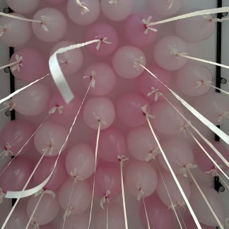 Шары под потолок розовые с бантиками 50 штук
